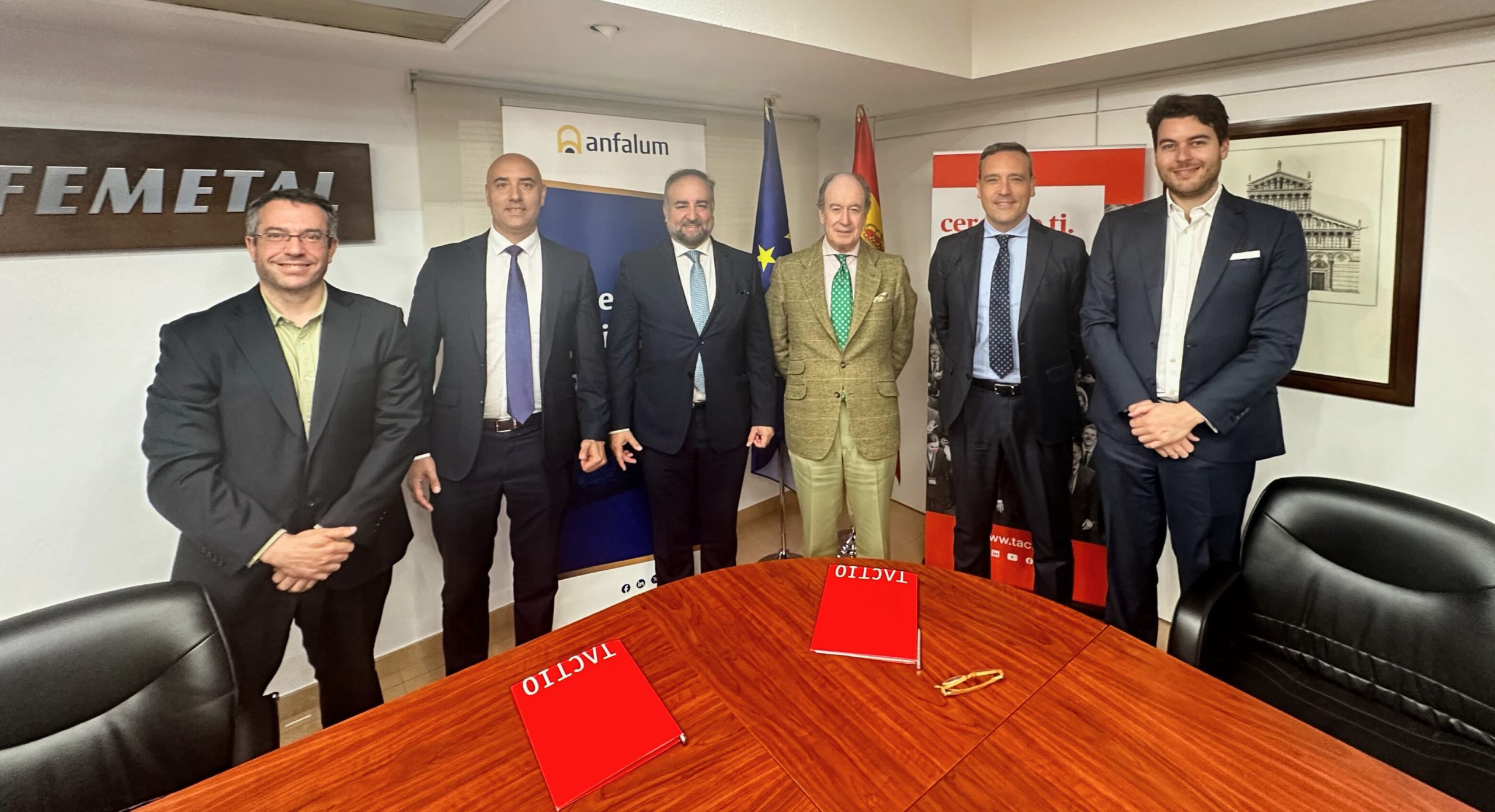 FIRMA CONVENIO ANFALUM